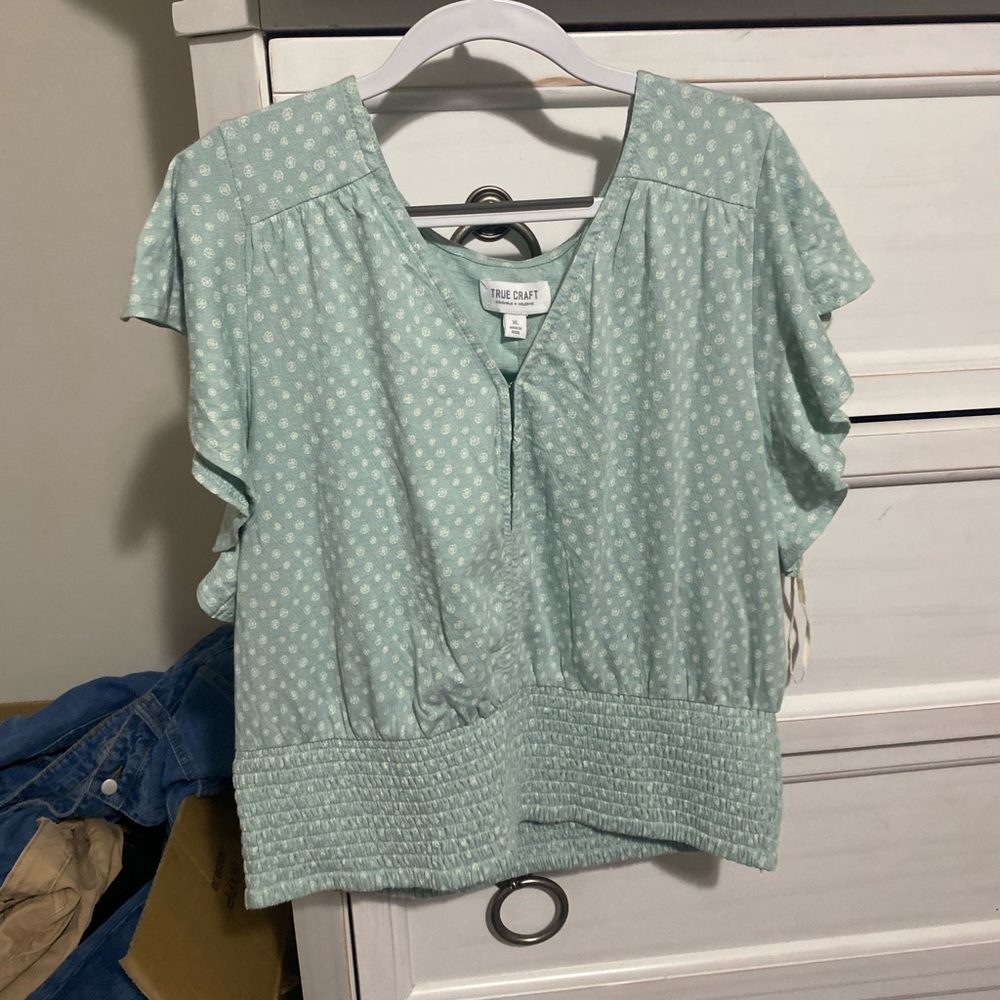 Light blue crop top with little flowers